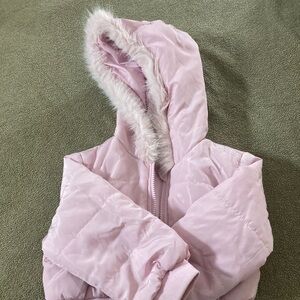 Girls' Light Pink Quilted Hooded Puffer Jacket with Faux Fur Trim